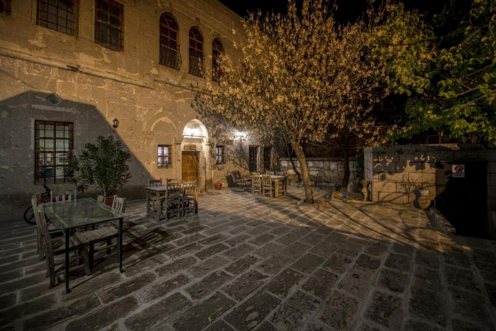 Cappadocia Antique Gelveri Cave Hotel Guzelyurt Kültér fotó